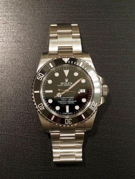 submariner 41mm without cyclops.